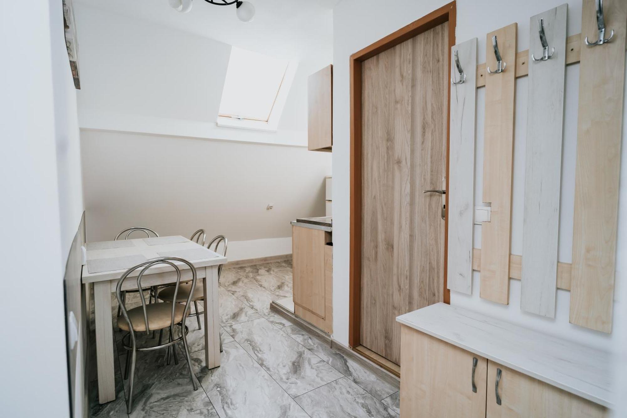 Apartment Attic Сибиу Екстериор снимка