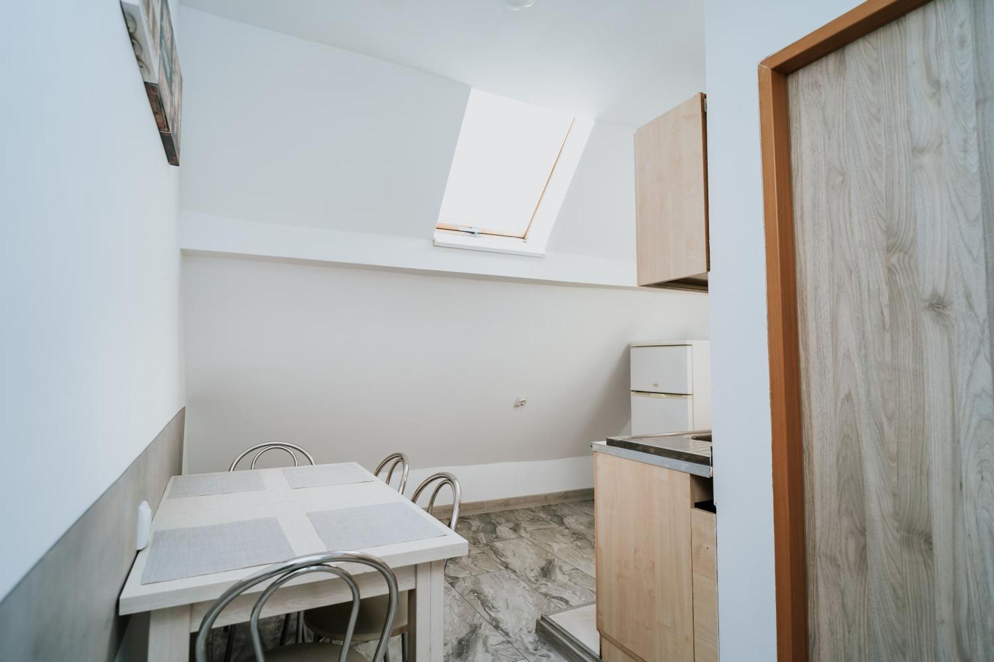 Apartment Attic Сибиу Екстериор снимка